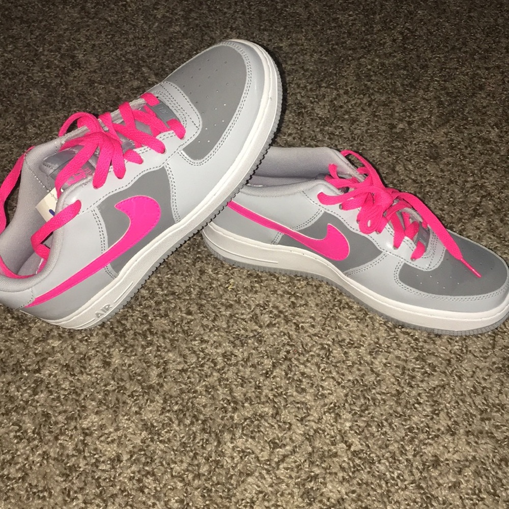 Ladies Nike size 6